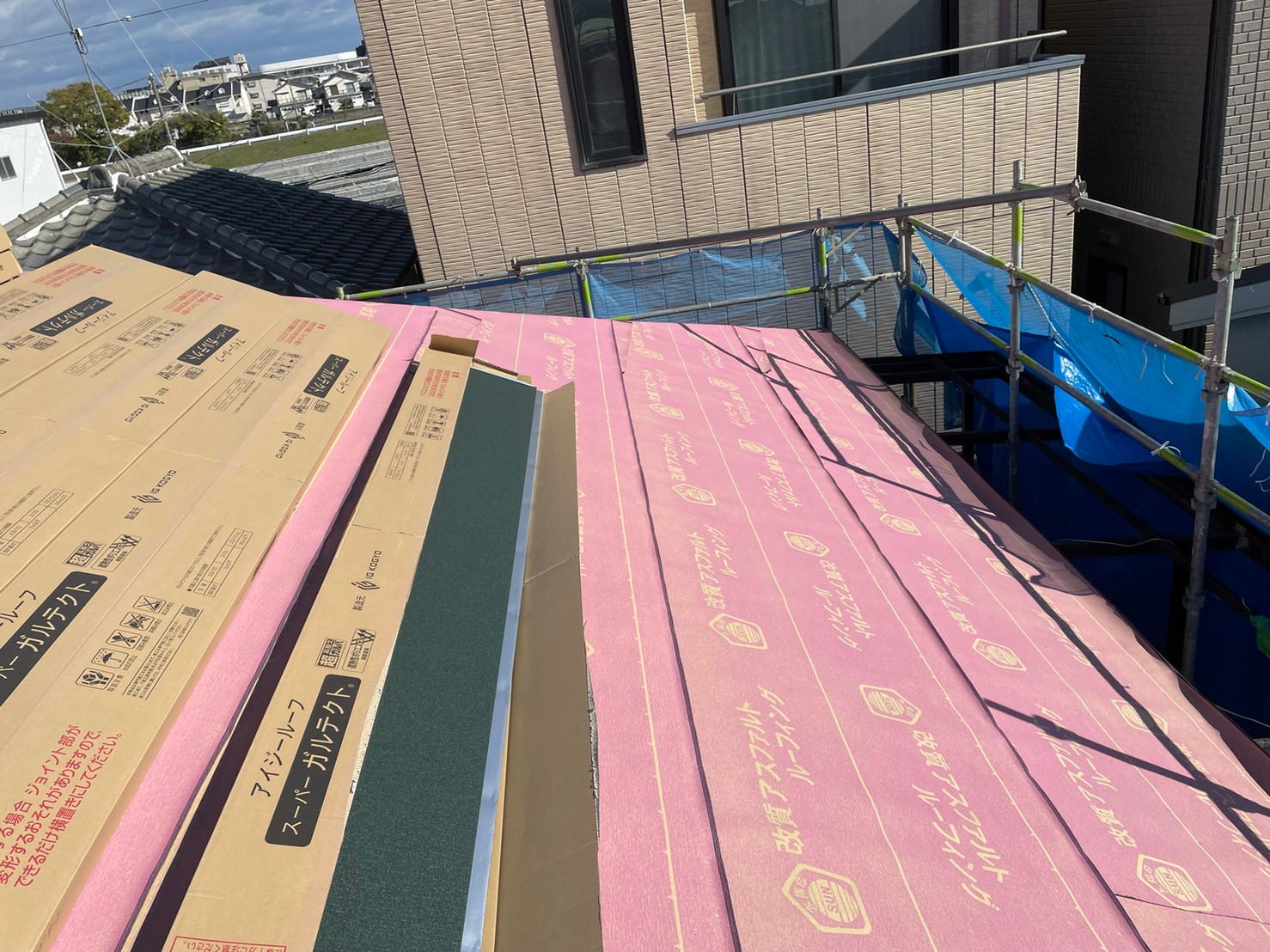 スーパーガルテクト葺き替え